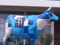 vache en résine design 122