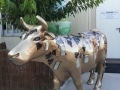 vache en résine design 139